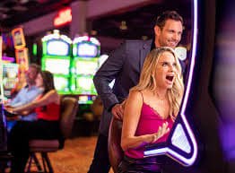 Bangladesh adults exploring 10 win live blackjack content on mobile screens